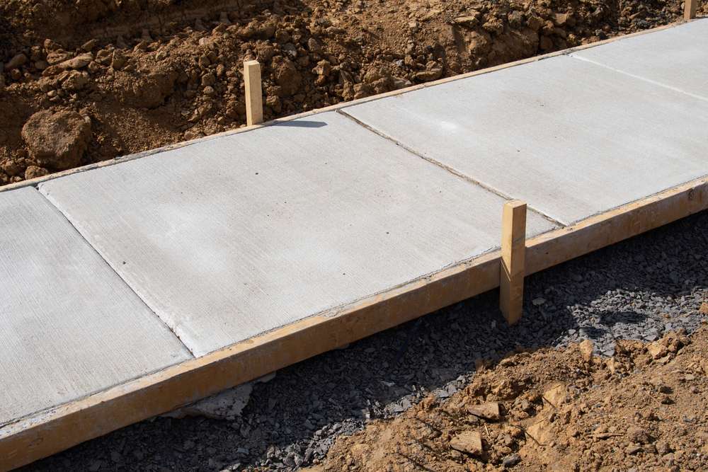 Plane Concrete Surface Using Hand Groover