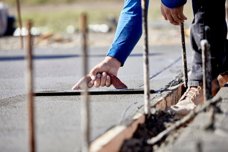 Leveling Concrete Floor Using Concrete Walking Groover